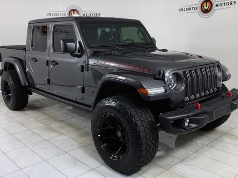 Used 2023 Jeep Gladiator Rubicon w/ LED Lighting Group AWD/4WD image 39
