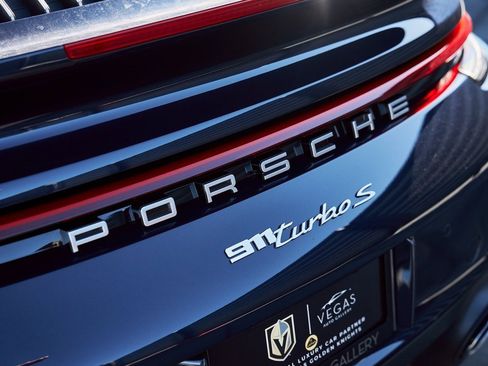 Used 2022 Porsche 911 Turbo S image 10