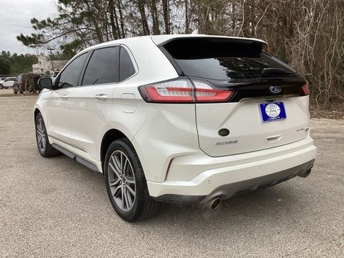 Used 2019 Ford Edge Titanium w/ Equipment Group 301A image 7