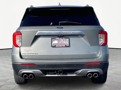 Used 2020 Ford Explorer Platinum w/ Premium Technology Package image 4