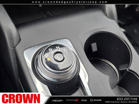 Used 2020 Ford Escape Titanium FWD image 27