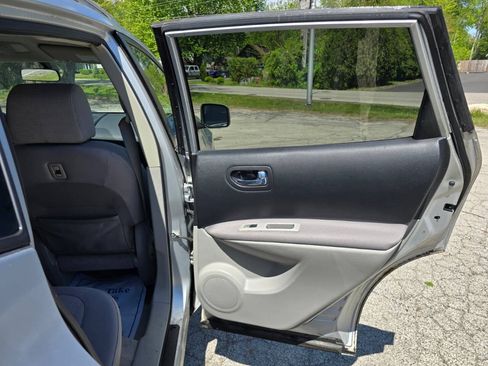 Used 2008 Nissan Rogue SL w/ Premium Pkg AWD/4WD image 9