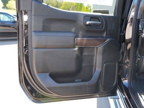 Used 2019 GMC Sierra 1500 SLT w/ SLT Premium Plus Package AWD/4WD image 20