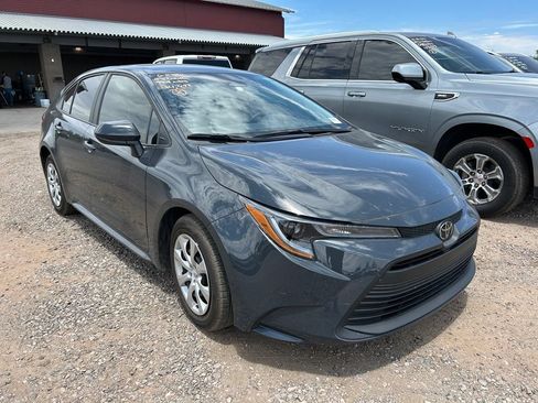 Used 2025 Toyota Corolla LE w/ Convenience Package FWD image 2