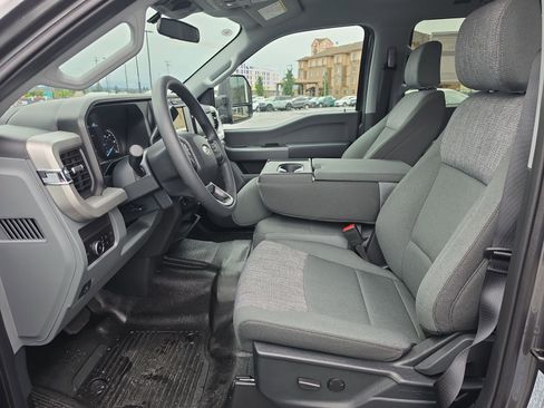 New 2026 Ford F250 XLT w/ Tremor Off-Road Package image 11