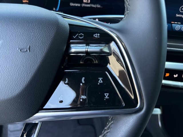 Certified 2024 Cadillac Lyriq Tech AWD/4WD image 30
