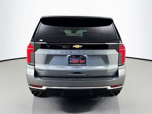 New 2025 Chevrolet Suburban Premier image 7