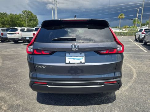 Used 2024 Honda CR-V EX-L image 5