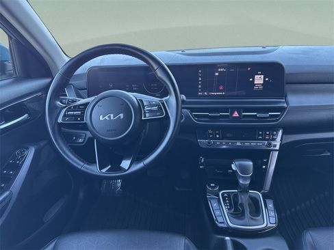 Used 2024 Kia Seltos EX image 20