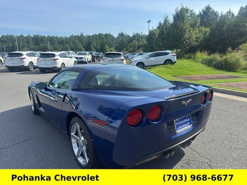 Used 2006 Chevrolet Corvette Coupe w/ Preferred Equipment Group RWD image 5