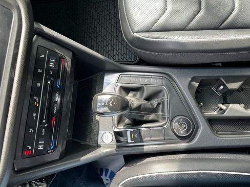 Certified 2023 Volkswagen Tiguan SEL R-Line AWD/4WD image 12