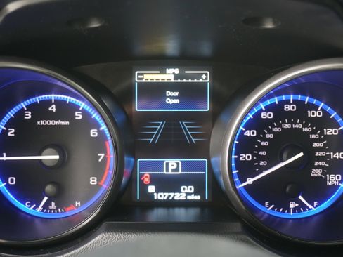 Used 2018 Subaru Outback 3.6R Touring w/ Popular Package #3 AWD/4WD image 20