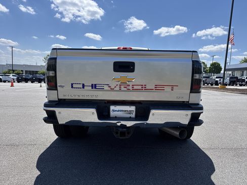 Used 2019 Chevrolet Silverado 3500 LTZ w/ Duramax Plus Package AWD/4WD image 9