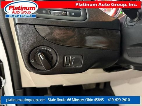 Used 2017 Dodge Grand Caravan SE FWD image 22