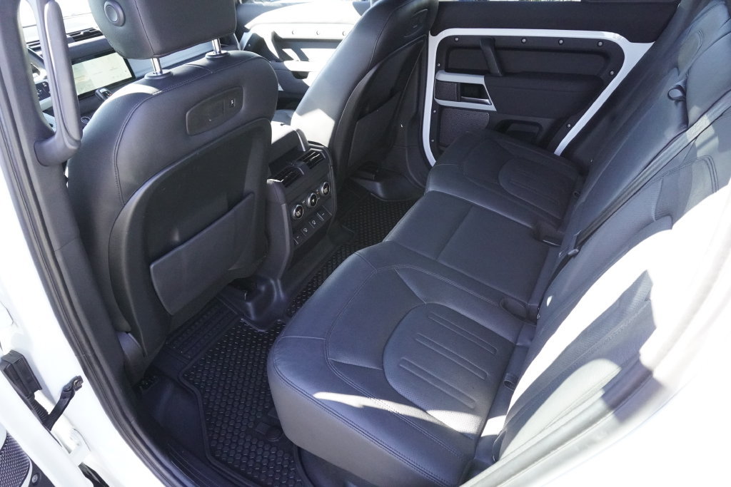 Used 2022 Land Rover Defender 110 S AWD/4WD image 29