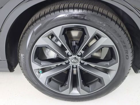 New 2026 Audi Q7 Premium Plus image 9