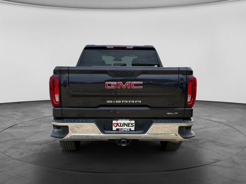Used 2025 GMC Sierra 1500 SLT AWD/4WD image 9