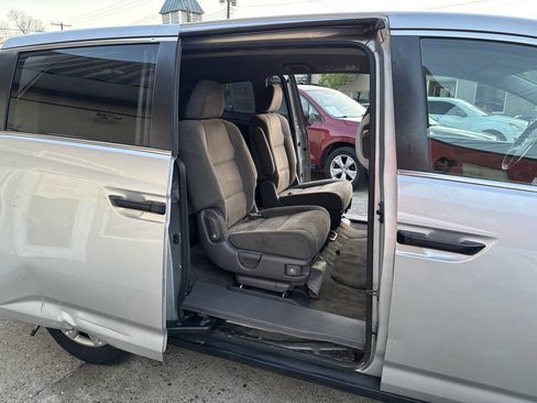 Used 2013 Honda Odyssey LX image 22