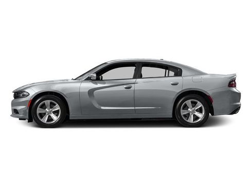 Used 2016 Dodge Charger SE w/ Blacktop Package RWD image 3
