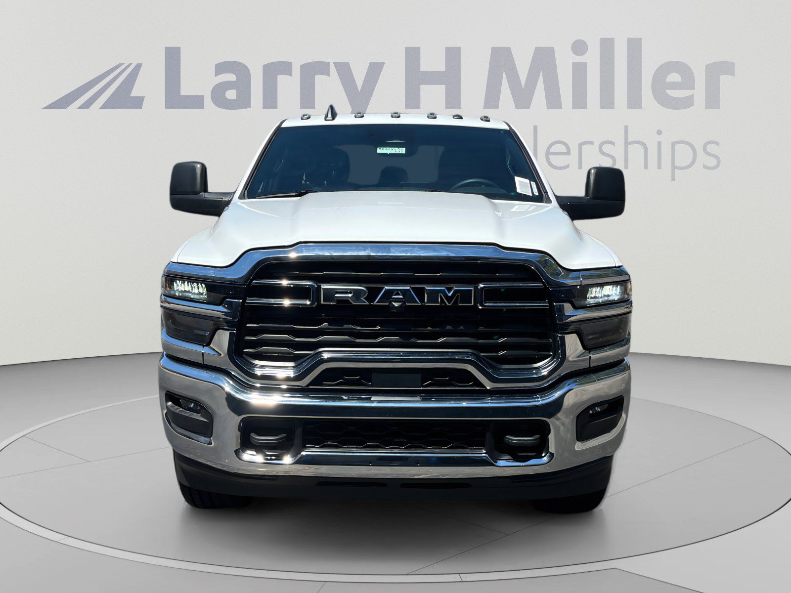 New 2026 RAM 2500 Tradesman w/ Chrome Appearance Group AWD/4WD image 8