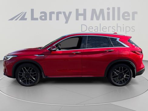 Used 2023 INFINITI QX50 Sensory AWD/4WD image 2