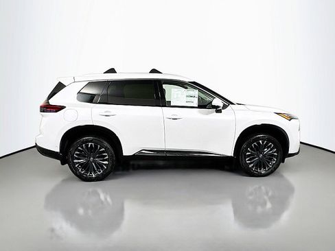 New 2026 Nissan Rogue Platinum w/ Platinum Premium Package image 8