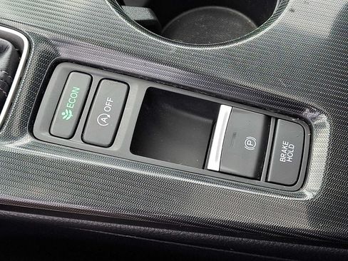 Used 2024 Honda Civic EX-L image 25