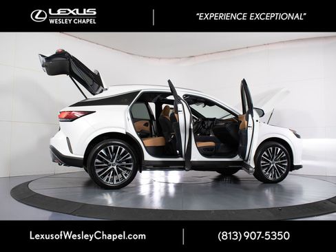 Used 2025 Lexus RX 350 Premium Plus w/ Accessory Package (Z1) FWD image 29