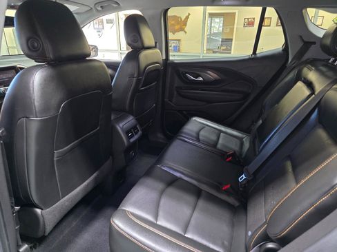 Used 2020 GMC Terrain SLT w/ Preferred Package AWD/4WD image 19