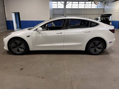Used 2019 Tesla Model 3 Standard Range Plus image 6