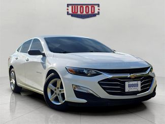 Used 2023 Chevrolet Malibu LS image 1