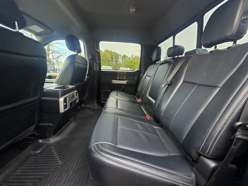 Used 2019 Ford F150 Lariat AWD/4WD image 17