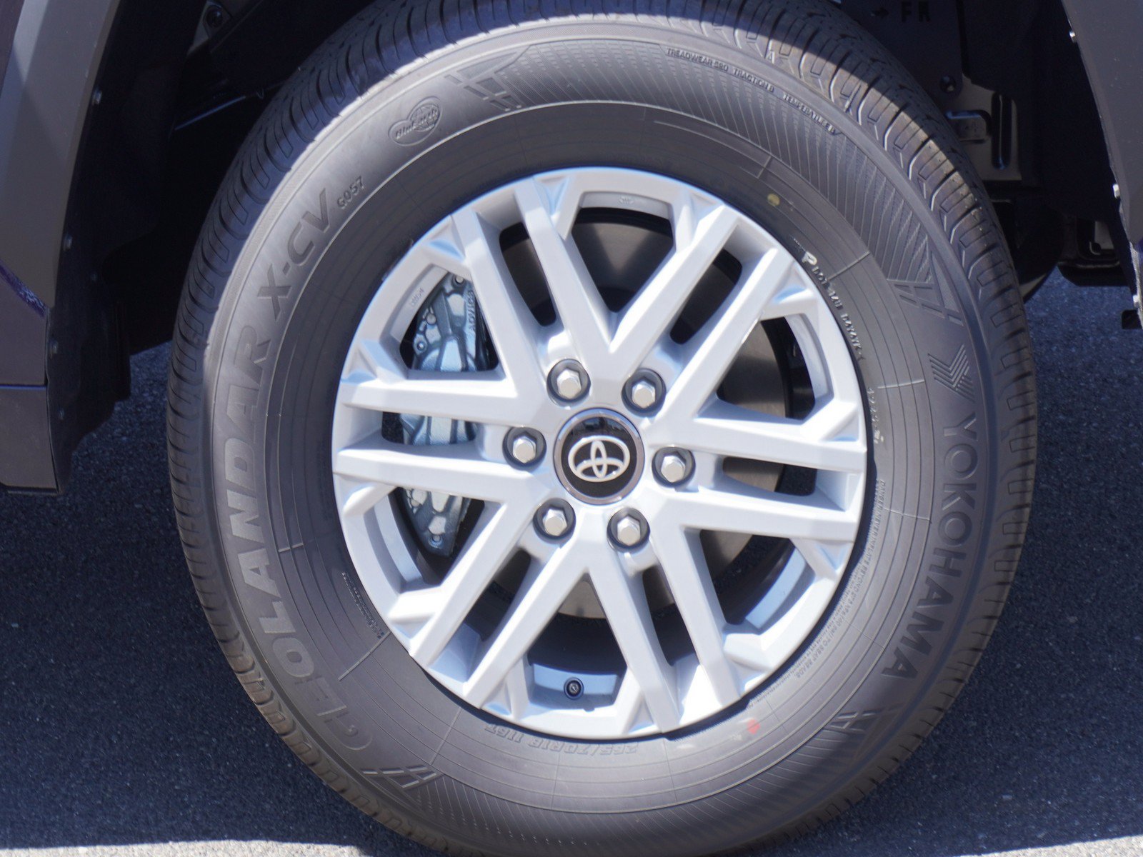 New 2026 Toyota Tundra SR5 AWD/4WD image 5