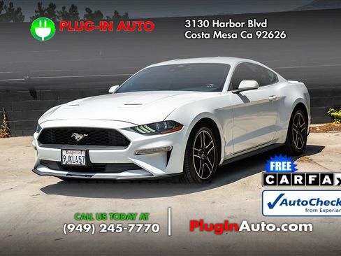 Used 2022 Ford Mustang Premium RWD image 1