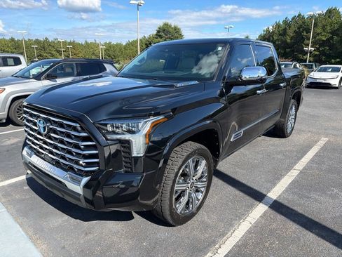Used 2024 Toyota Tundra Capstone AWD/4WD image 2