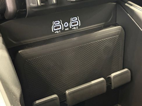 New 2026 RAM 2500 Big Horn AWD/4WD image 20