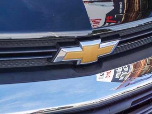 Used 2023 Chevrolet TrailBlazer LT w/ Convenience Package image 12