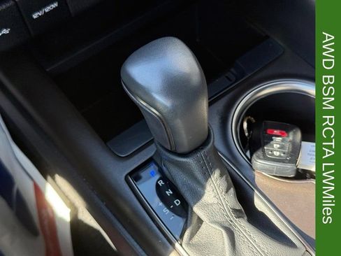 Used 2023 Toyota Camry SE w/ Convenience Package AWD/4WD image 27