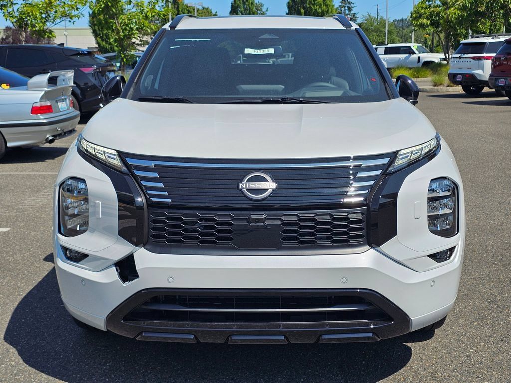 New 2026 Nissan Rogue Platinum AWD/4WD image 2