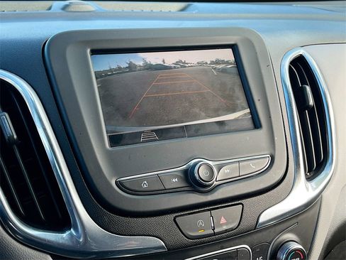 Used 2023 Chevrolet Equinox LT image 13