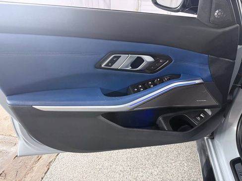 Used 2022 BMW M3 w/ Executive Package RWD image 32