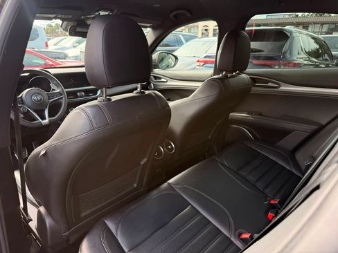 Used 2018 Alfa Romeo Stelvio Ti Sport AWD/4WD image 11