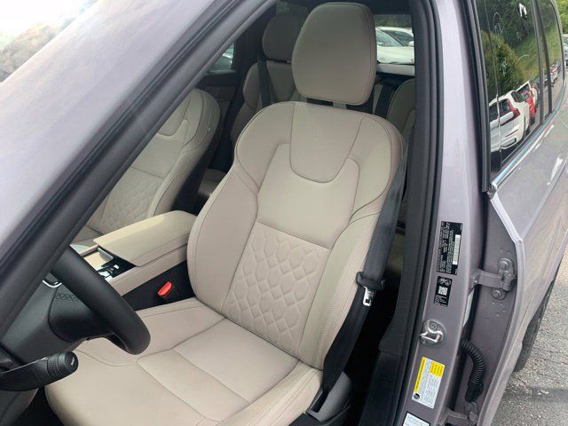 Used 2026 Volvo XC90 B6 Plus AWD/4WD image 24