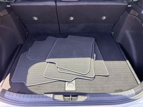 Used 2019 Toyota Corolla SE FWD image 20