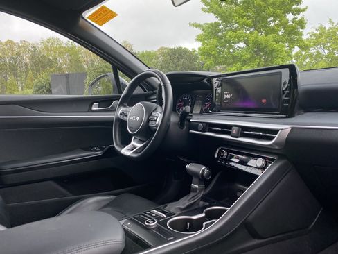 Used 2023 Kia K5 GT-Line w/ GT-Line Premium Package image 6