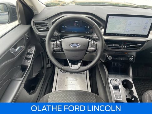 Certified 2023 Ford Escape Active w/ Tech Pack #2 AWD/4WD image 17