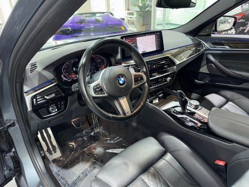 Used 2021 BMW 530i RWD image 8