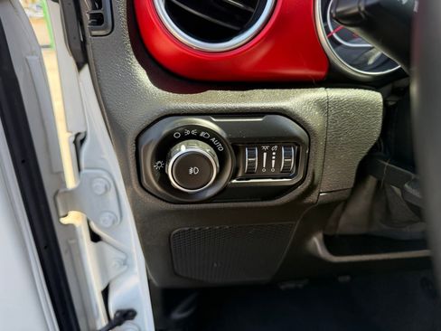 Used 2019 Jeep Wrangler Unlimited Rubicon image 22