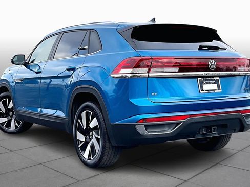 Used 2024 Volkswagen Atlas Cross Sport SE image 11