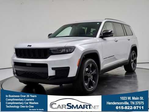 Used 2022 Jeep Grand Cherokee L Laredo image 1